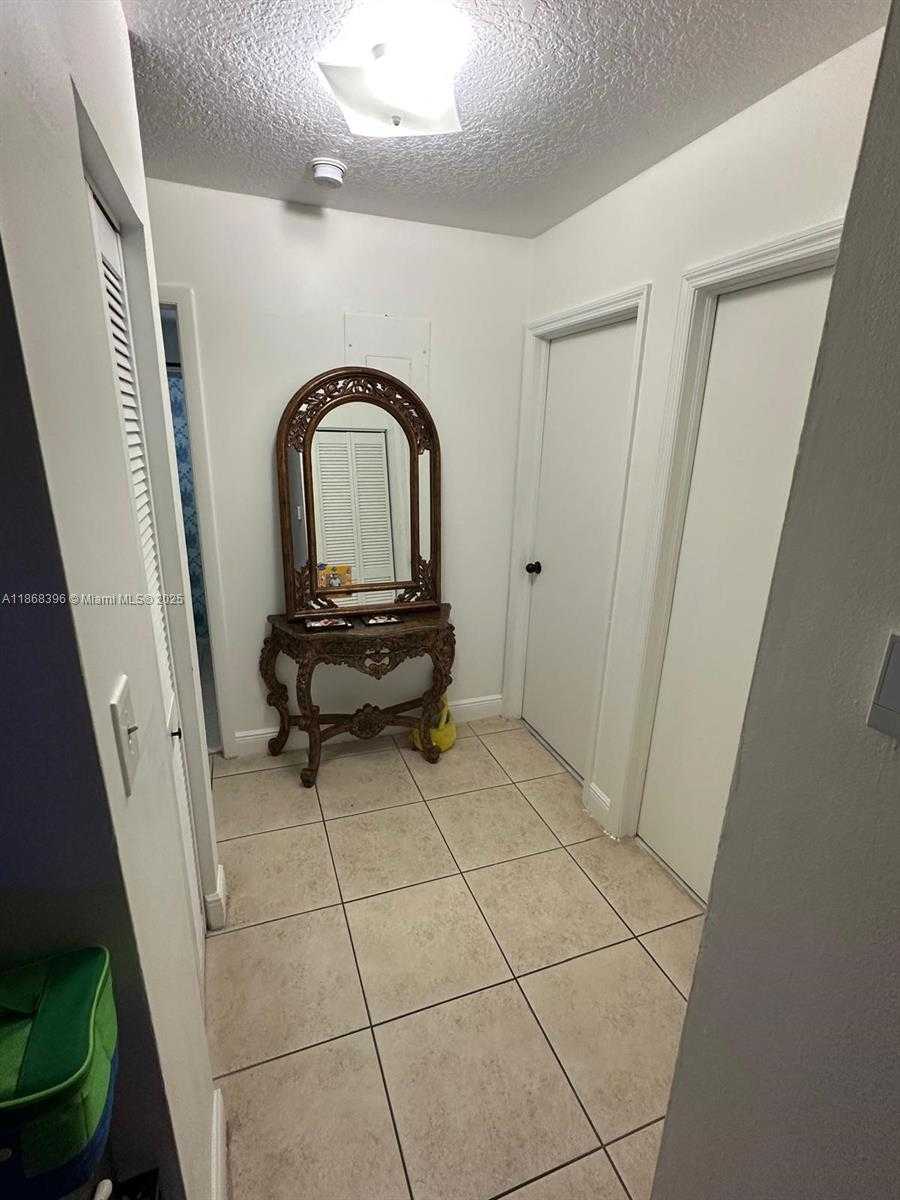 Small Image of 20752 SOUTH WEST 121ST CT, Miami Number 19