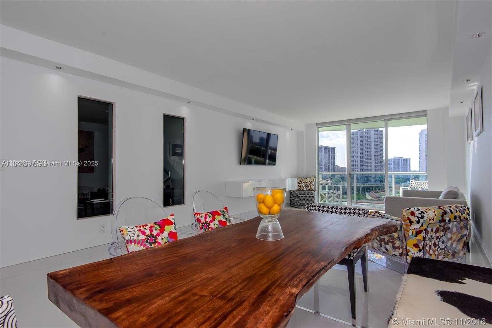 Small Image of 19390 COLLINS AVE #1121, Sunny Isles Beach Number 11