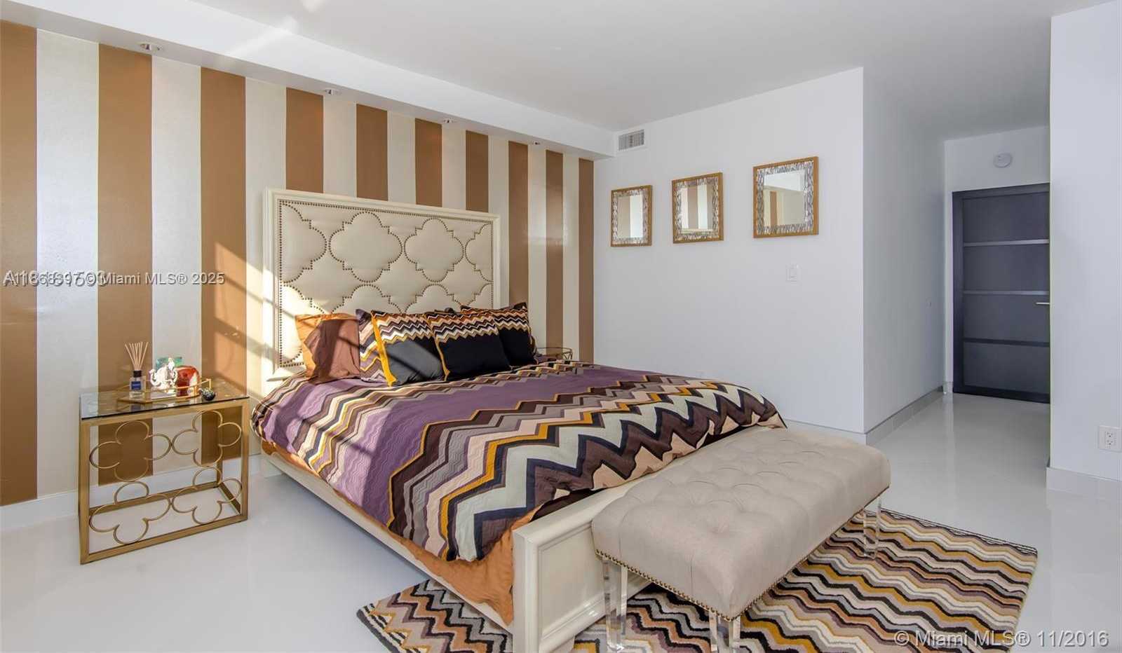 Small Image of 19390 COLLINS AVE #1121, Sunny Isles Beach Number 15