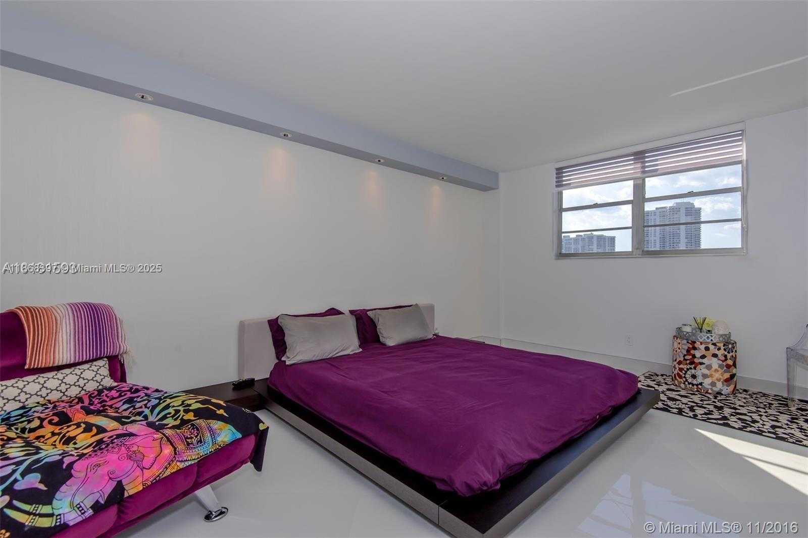 Small Image of 19390 COLLINS AVE #1121, Sunny Isles Beach Number 18