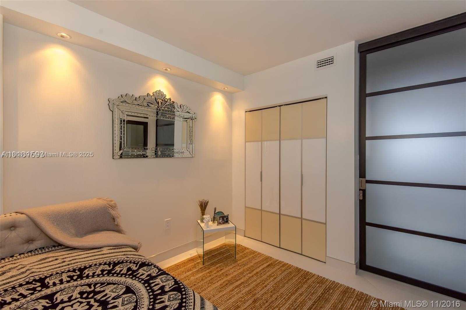 Small Image of 19390 COLLINS AVE #1121, Sunny Isles Beach Number 23