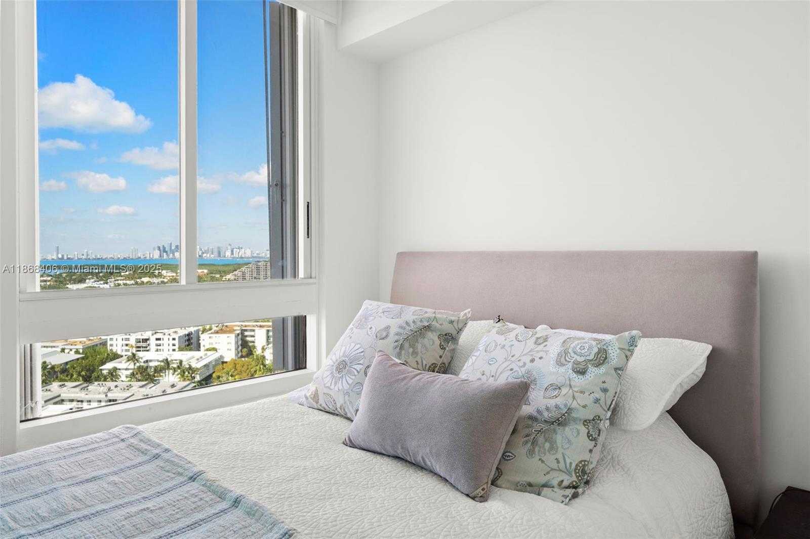 Small Image of 781 CRANDON BLVD #1802, Key Biscayne Number 18