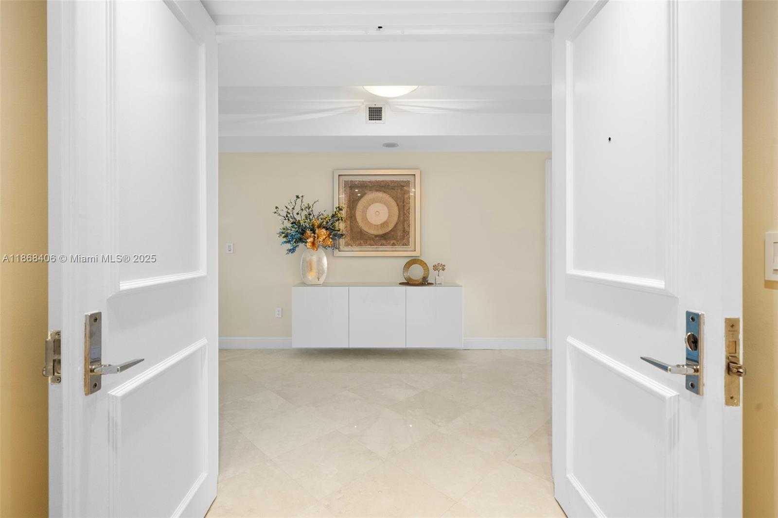 Small Image of 781 CRANDON BLVD #1802, Key Biscayne Number 4