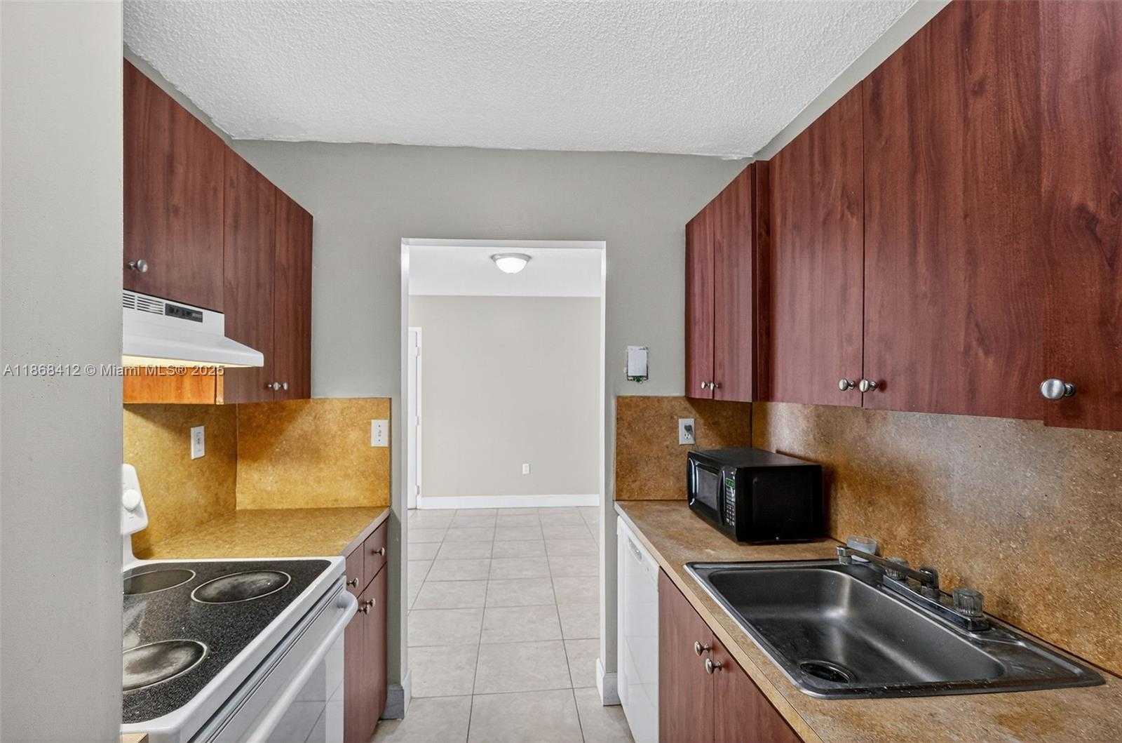 Small Image of 7421 SOUTH WEST 152ND AVE #9-103, Miami Number 5