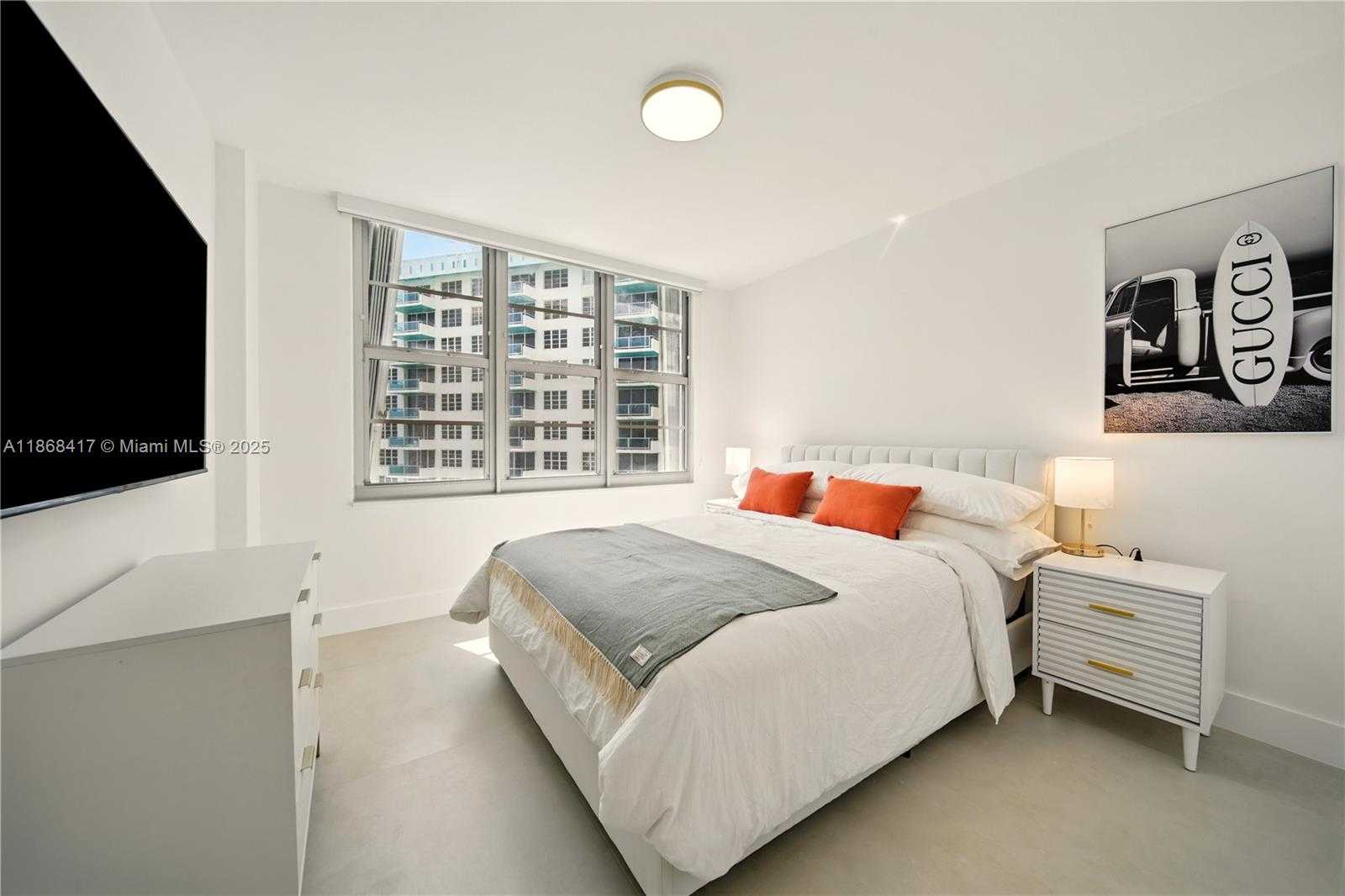 Small Image of 5151 COLLINS AVE #1026, Miami Beach Number 14