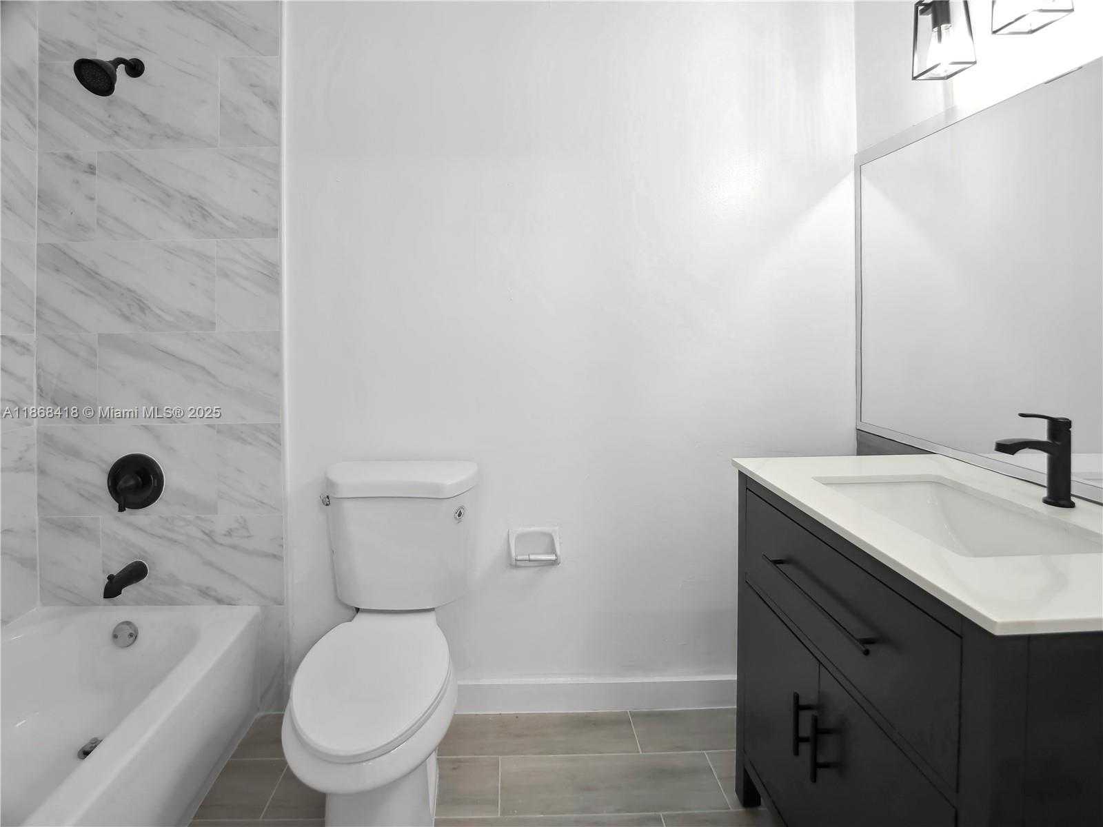Small Image of 5755 NORTH WEST 109TH AVE #22, Doral Number 14