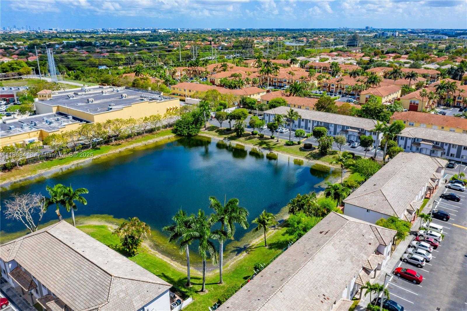 Small Image of 5755 NORTH WEST 109TH AVE #22, Doral Number 6