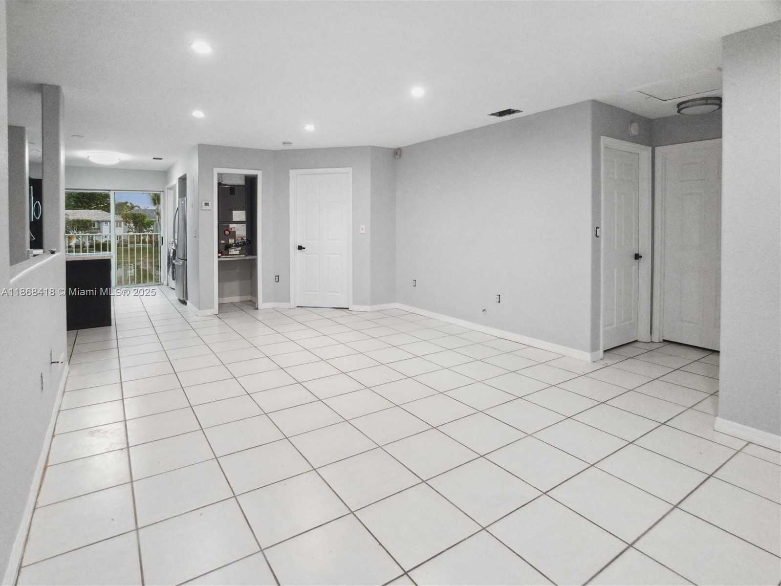 Small Image of 5755 NORTH WEST 109TH AVE #22, Doral Number 8