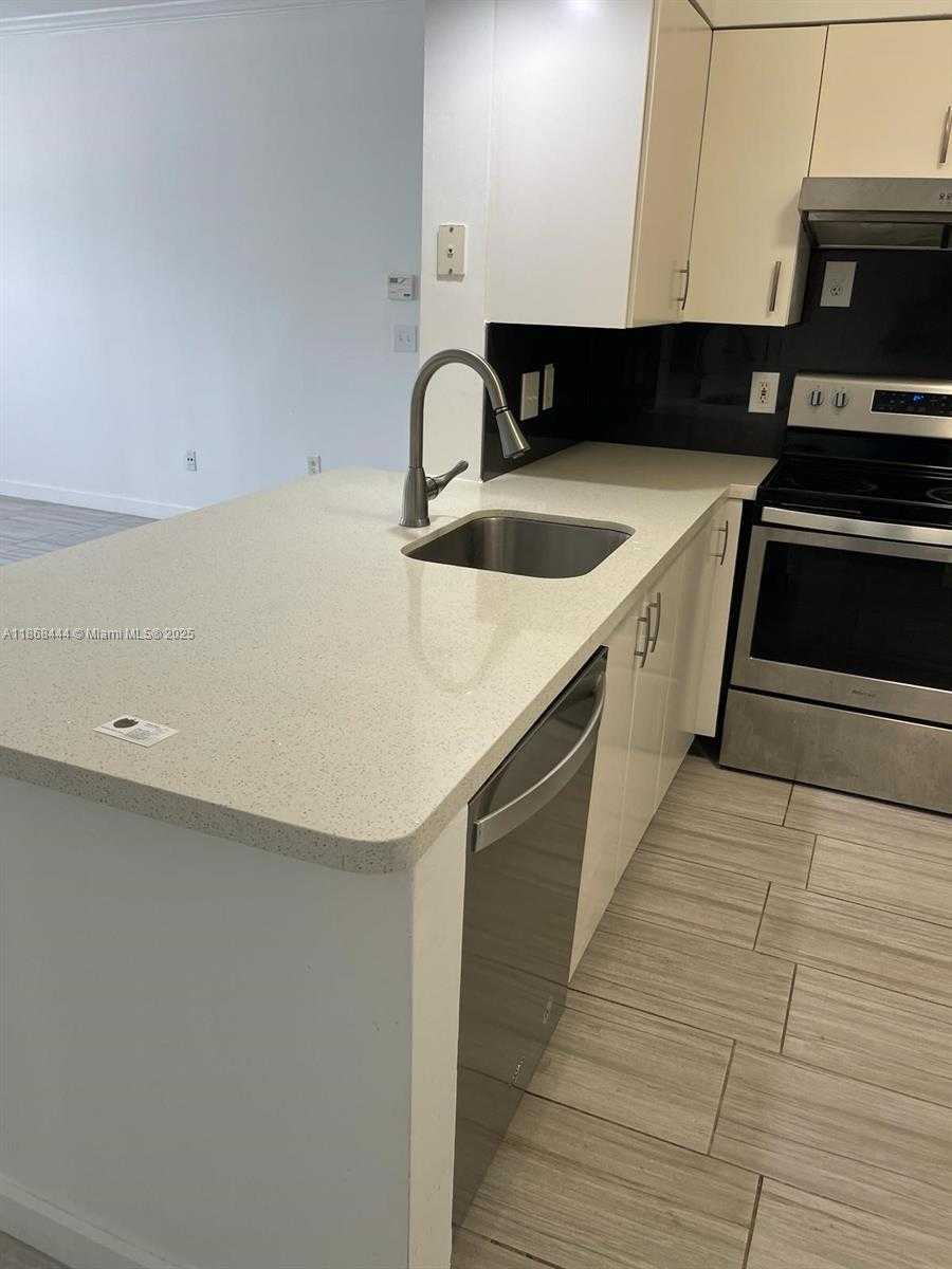 Small Image of 3155 NORTH EAST 184TH ST #8101, Aventura Number 21