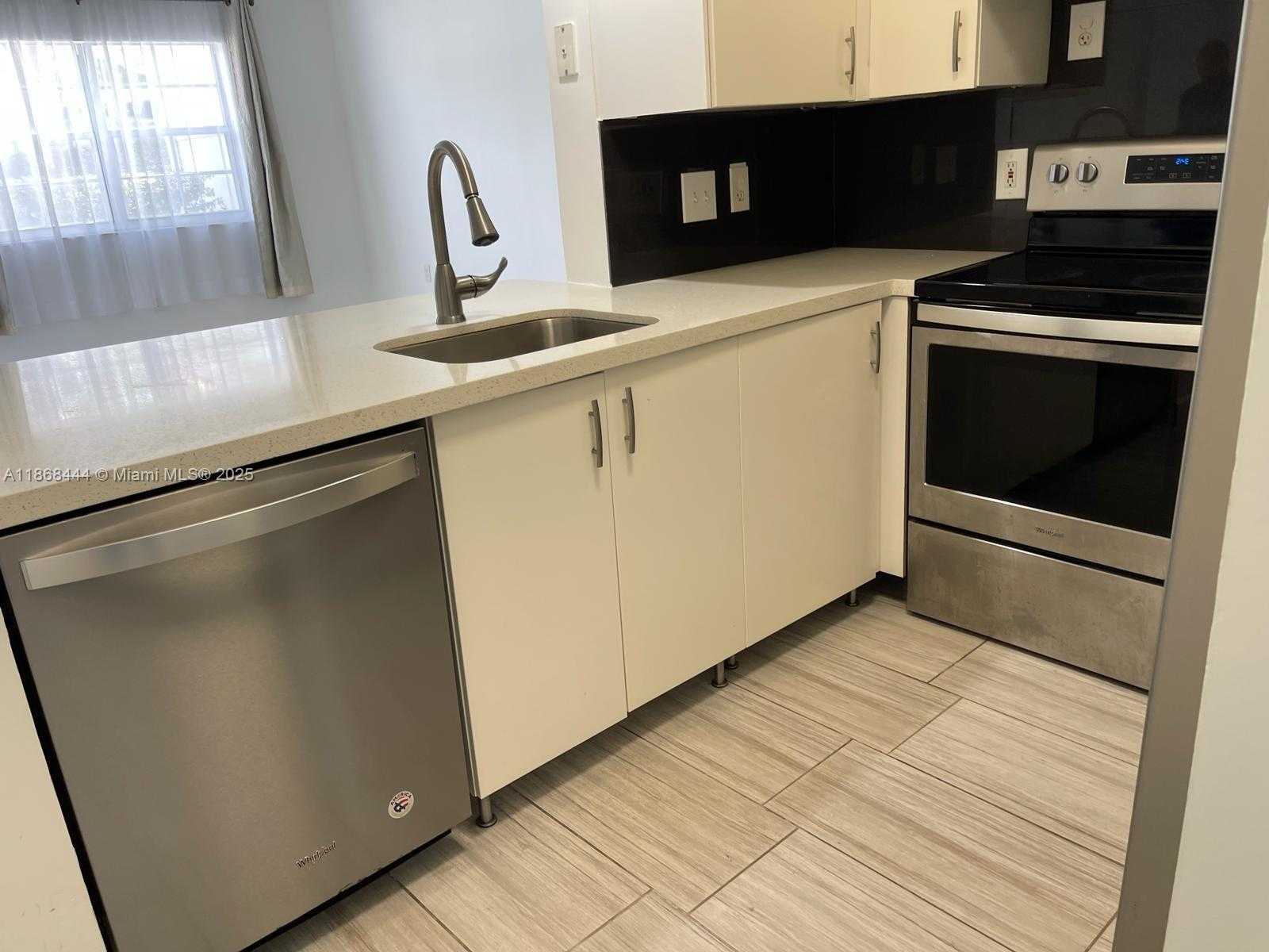 Small Image of 3155 NORTH EAST 184TH ST #8101, Aventura Number 22
