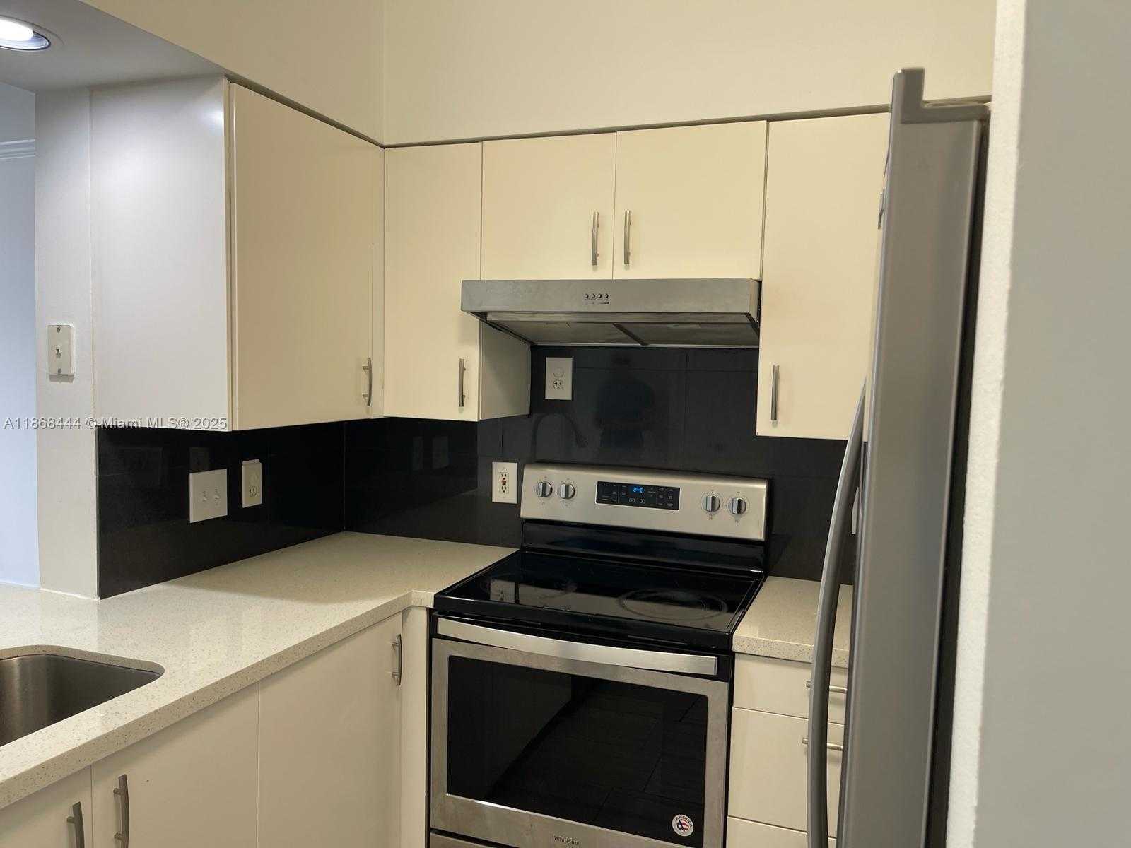 Small Image of 3155 NORTH EAST 184TH ST #8101, Aventura Number 23