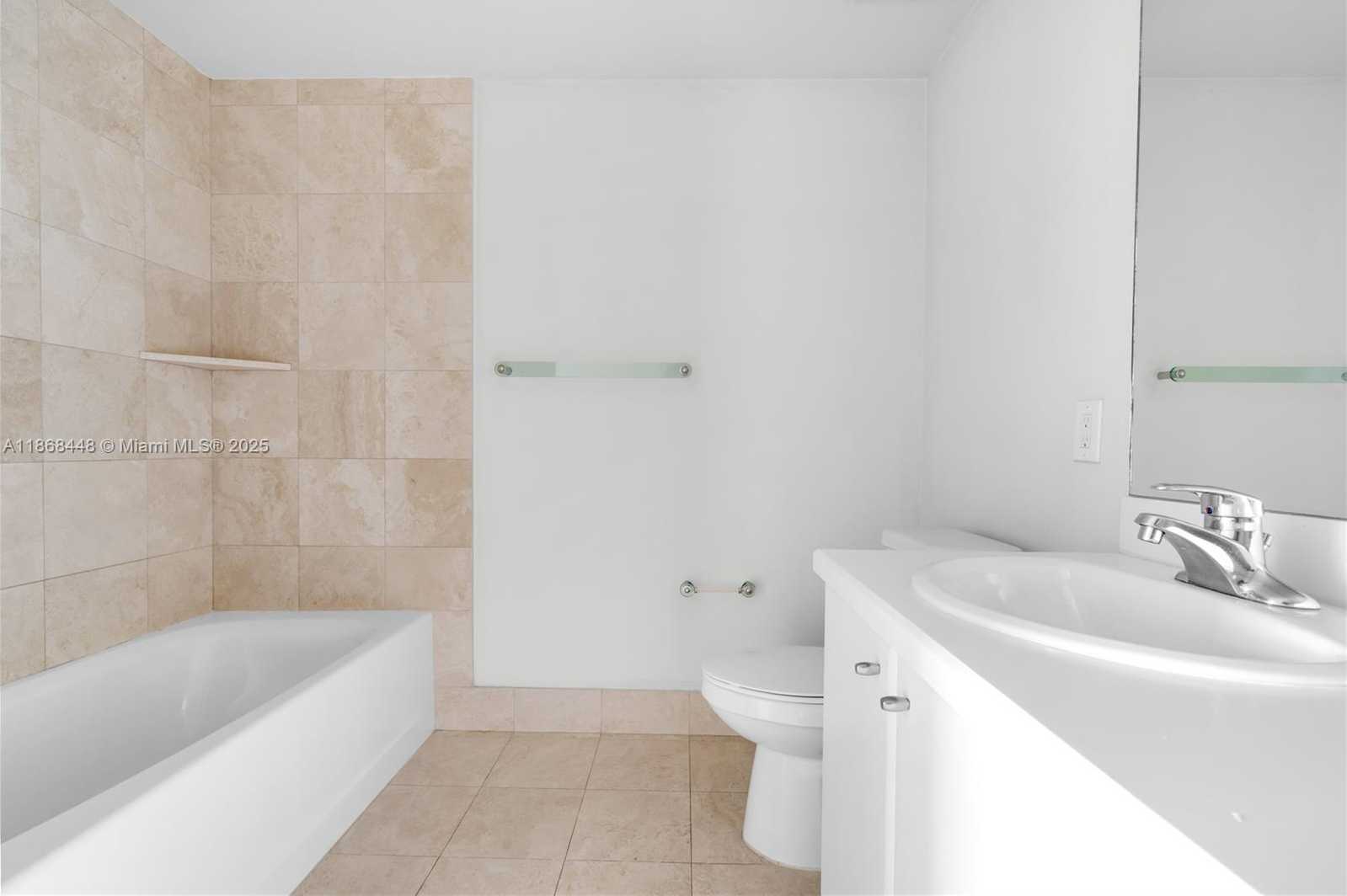 Small Image of 2475 BRICKELL AVE #703, Miami Number 21