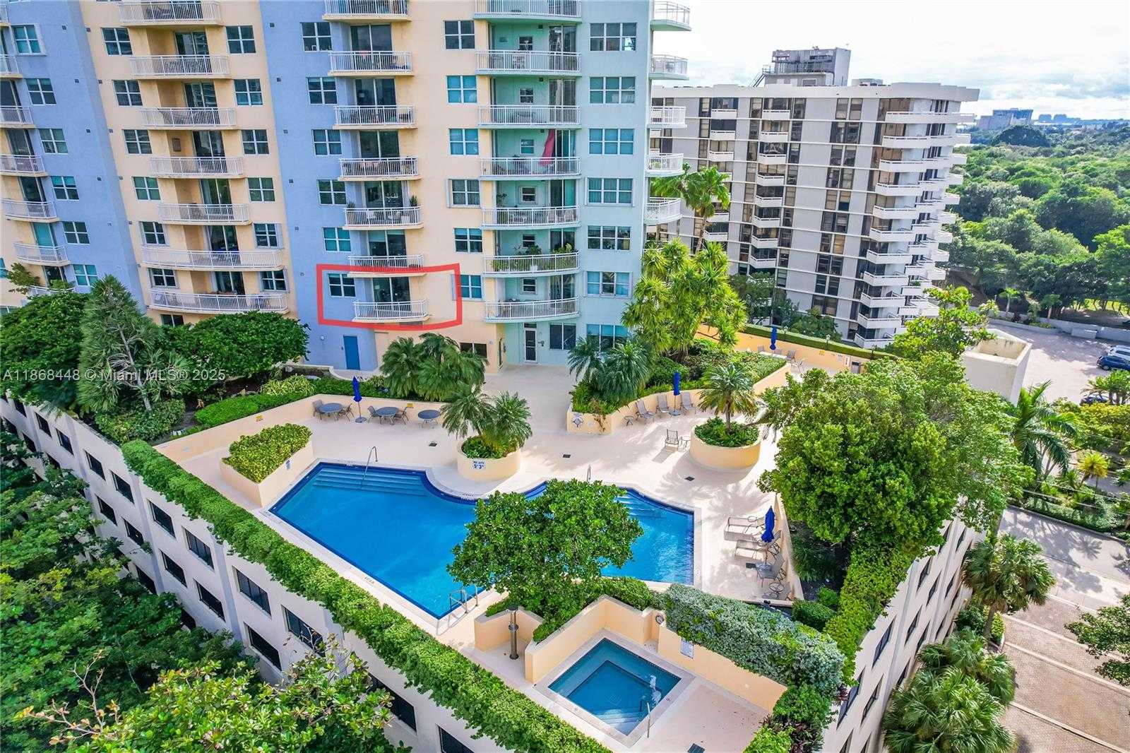 Small Image of 2475 BRICKELL AVE #703, Miami Number 3