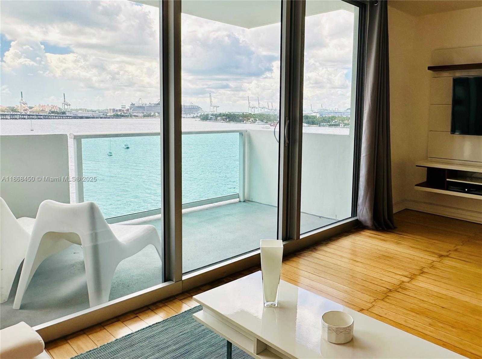 Small Image of 1200 WEST AVE #927, Miami Beach Number 11