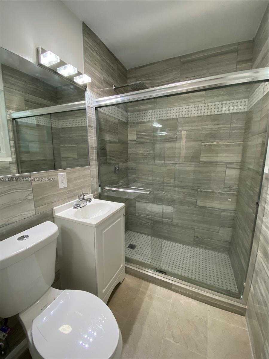 Small Image of 5801 NORTH WEST 1ST AVE #5801, Miami Number 3
