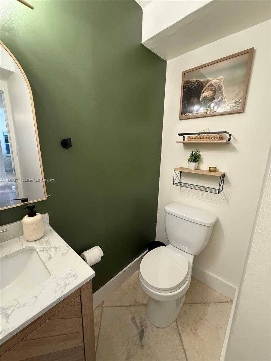 Small Image of 2807 SOUTH WEST 145TH AVE, Miami Number 12