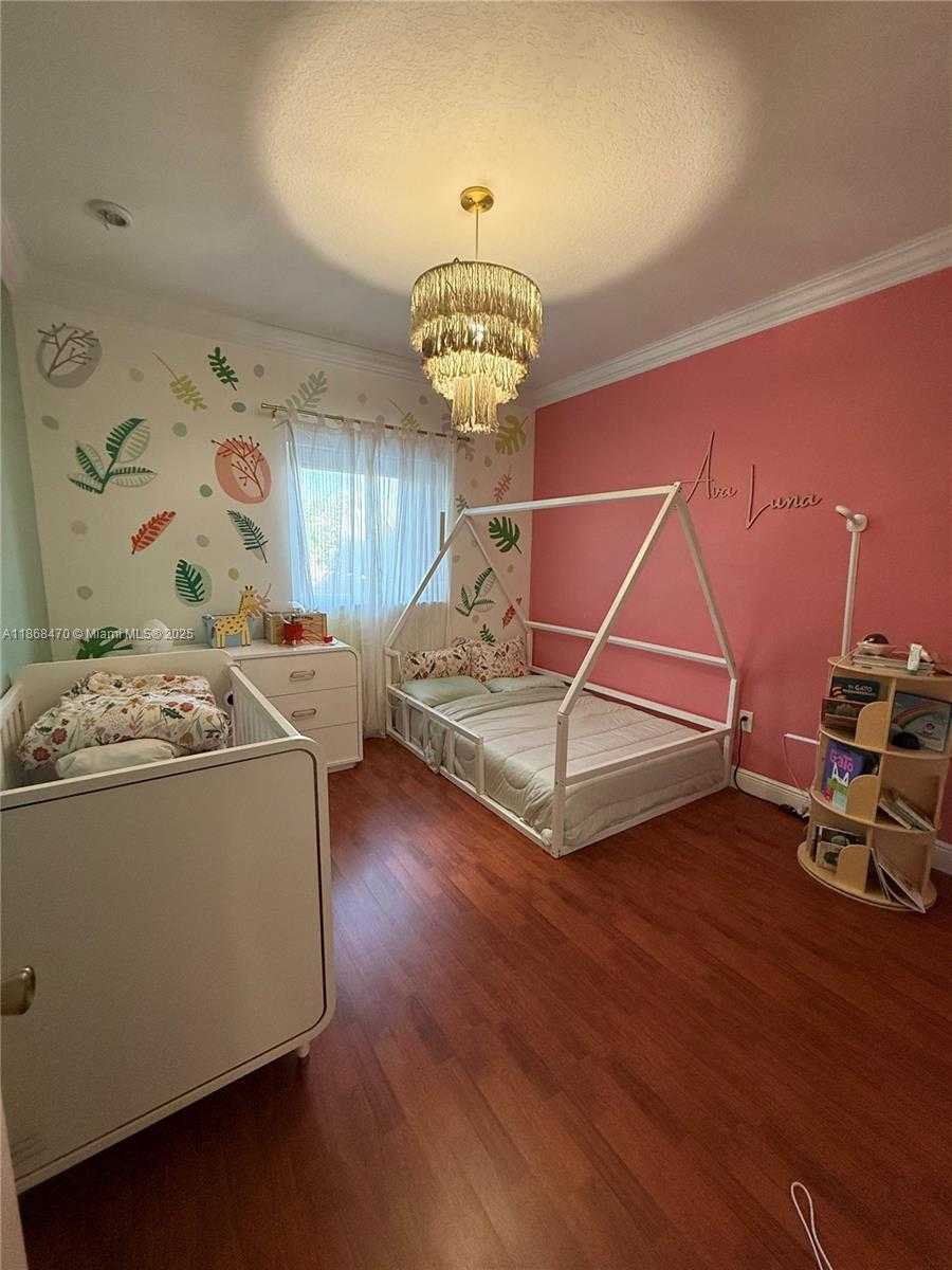 Small Image of 2807 SOUTH WEST 145TH AVE, Miami Number 21