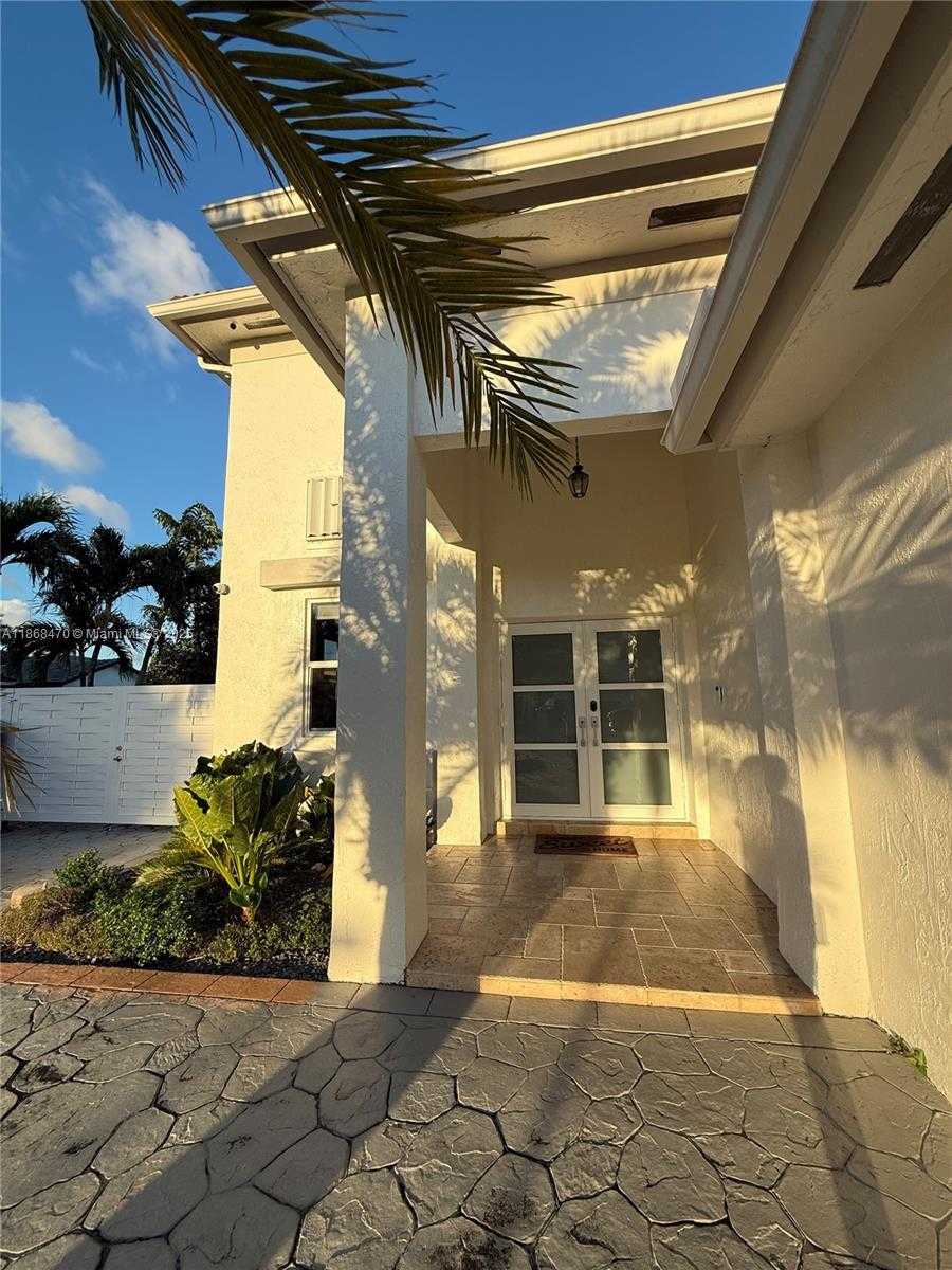 Small Image of 2807 SOUTH WEST 145TH AVE, Miami Number 3