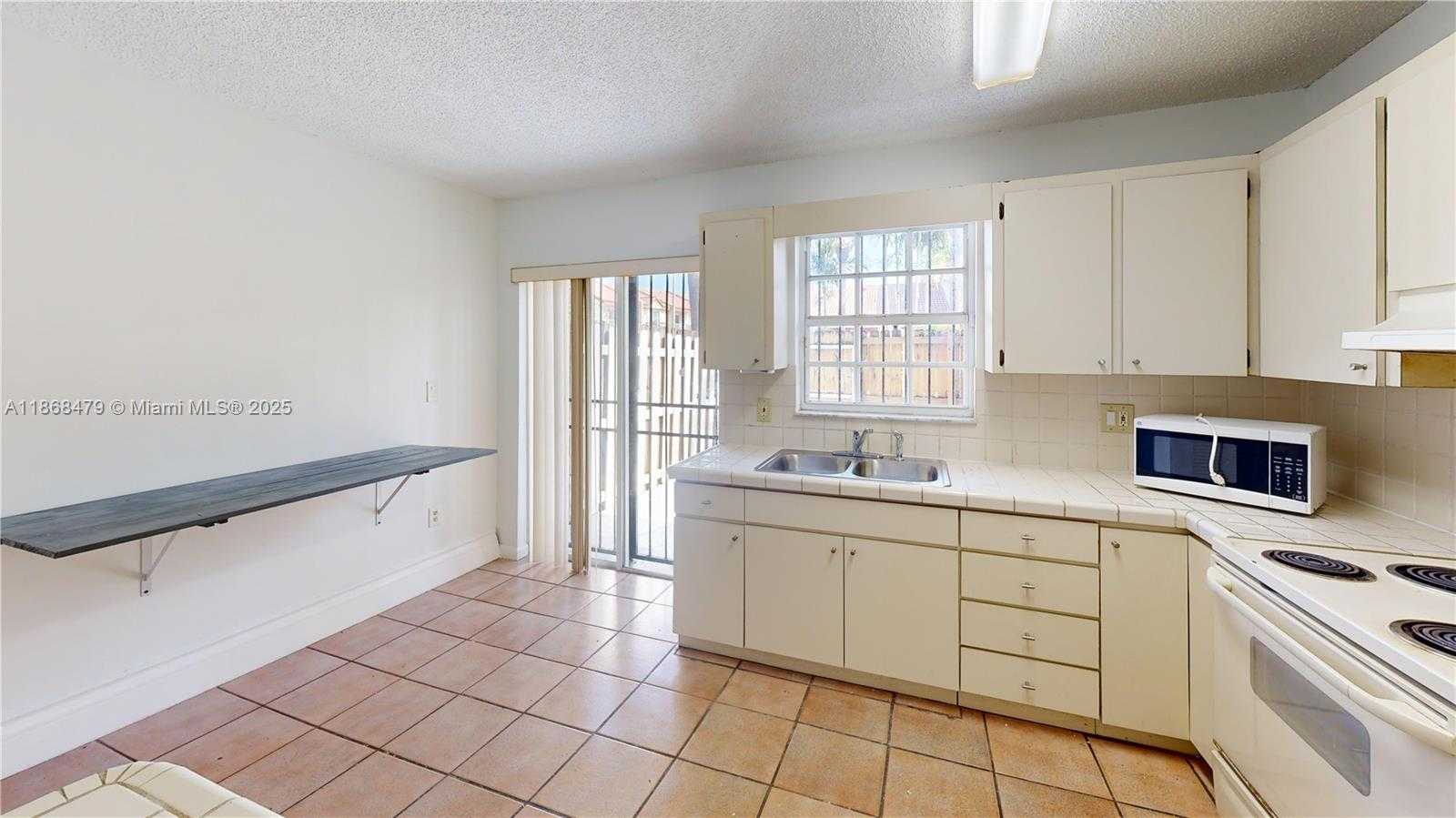 Small Image of 6415 SOUTH WEST 129TH PL #2403, Miami Number 7