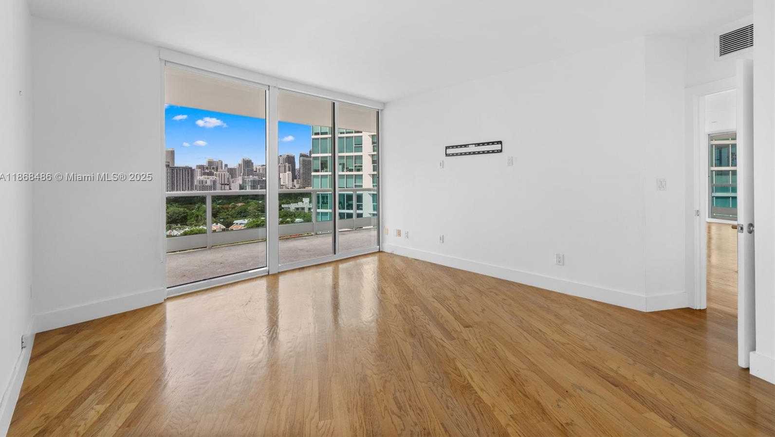 Small Image of 2127 BRICKELL AVE #1504, Miami Number 17