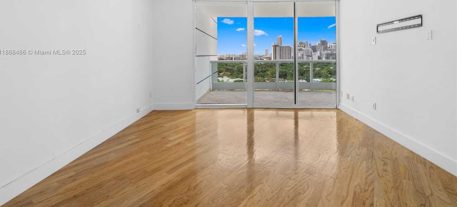 Small Image of 2127 BRICKELL AVE #1504, Miami Number 18