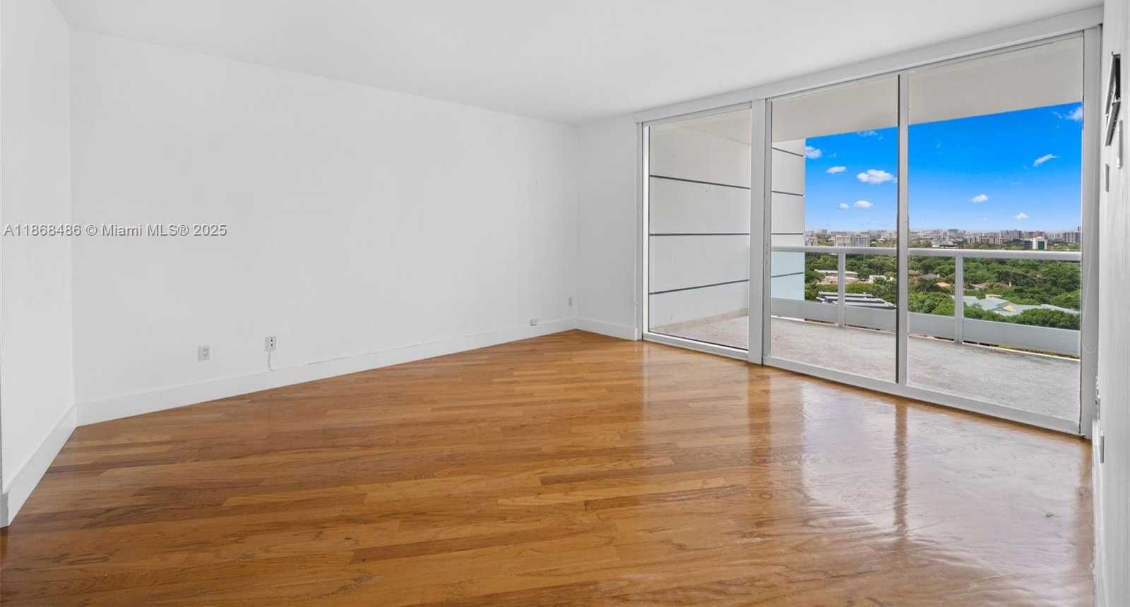 Small Image of 2127 BRICKELL AVE #1504, Miami Number 20