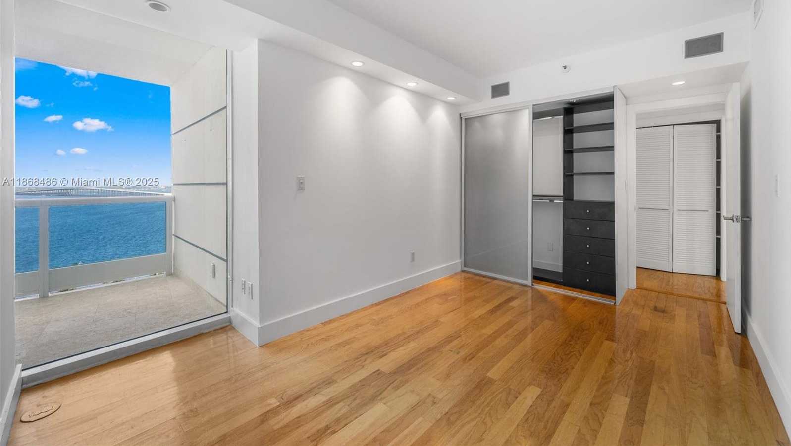 Small Image of 2127 BRICKELL AVE #1504, Miami Number 9