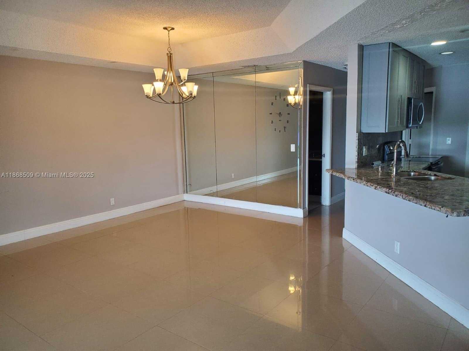 Small Image of 19944 VILLA MEDICI PL, Boca Raton Number 24