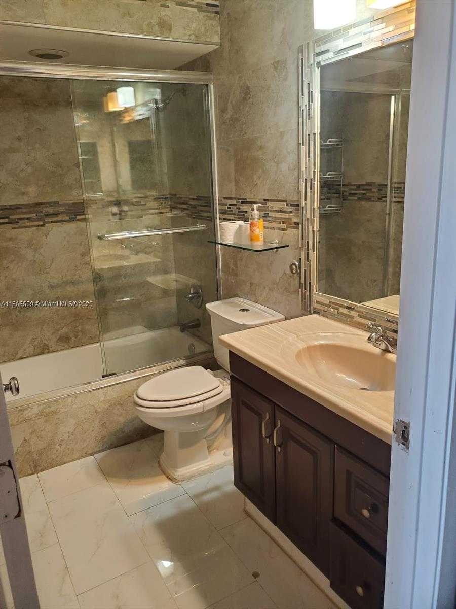 Small Image of 19944 VILLA MEDICI PL, Boca Raton Number 27