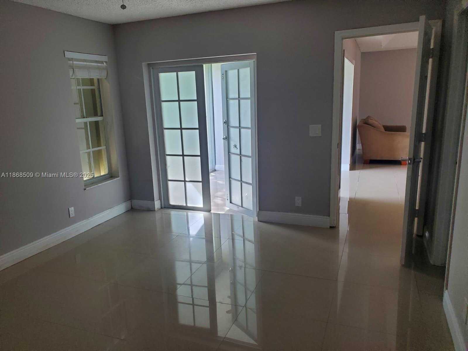Small Image of 19944 VILLA MEDICI PL, Boca Raton Number 4