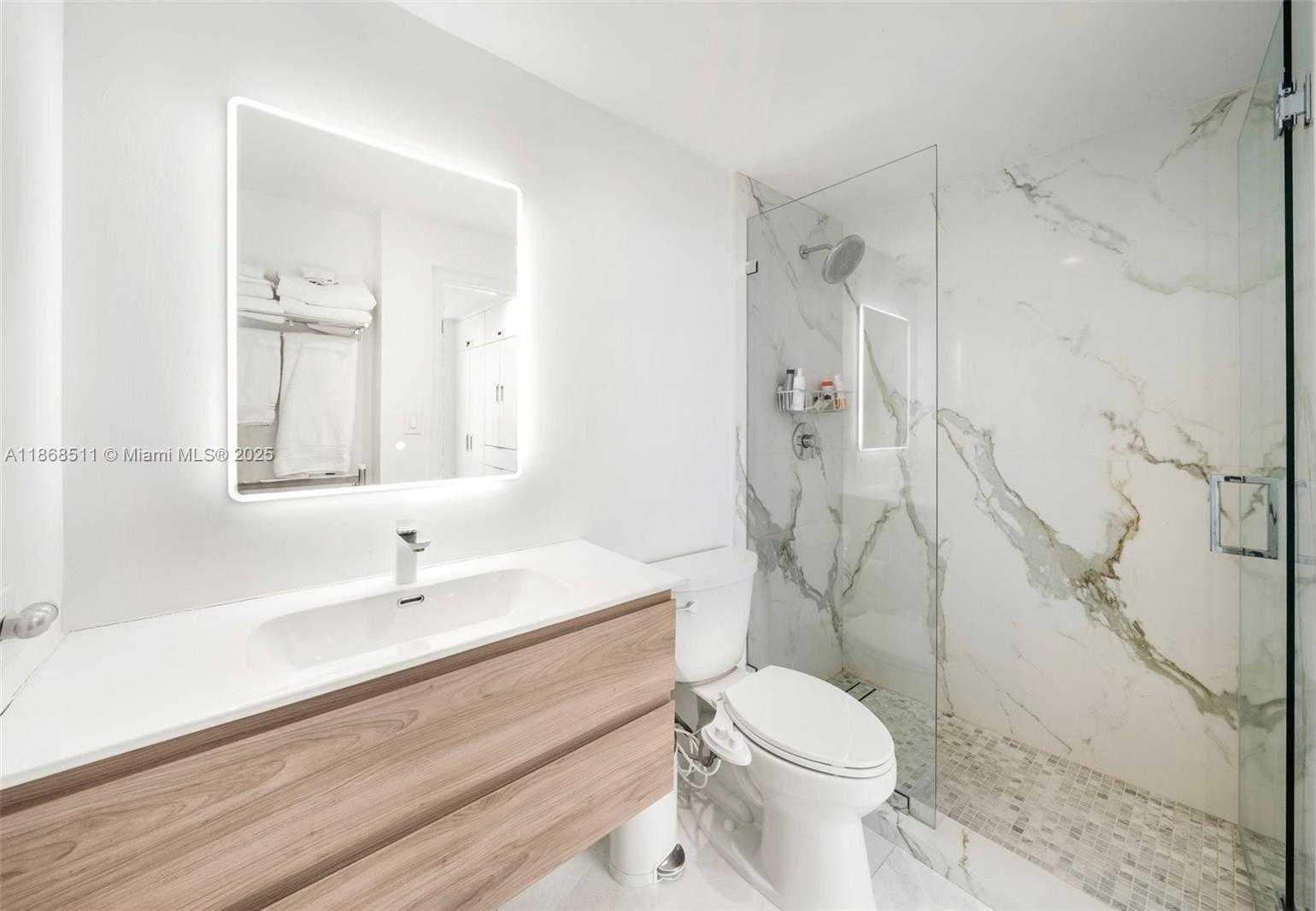 Small Image of 5055 COLLINS AVE #10G, Miami Beach Number 18