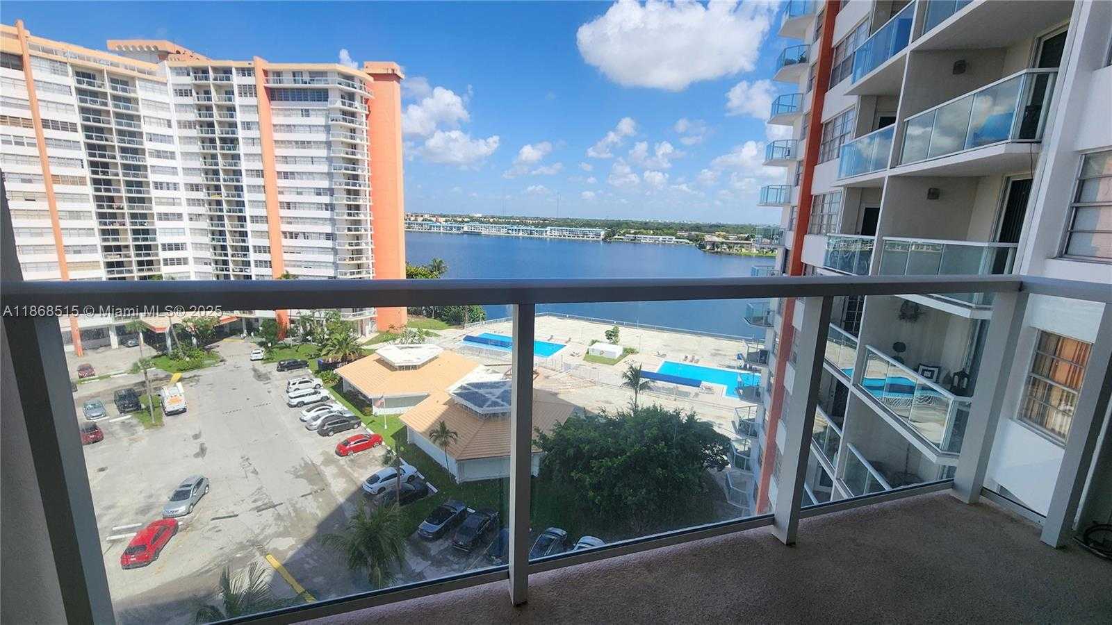 Small Image of 1351 NORTH EAST MIAMI GARDENS DR #922E, Miami Number 2