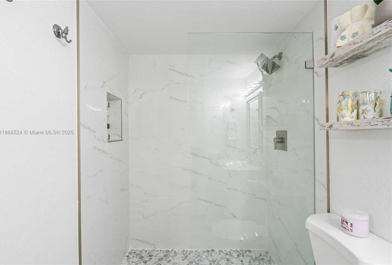 Small Image of 16909 NORTH BAY RD #221, Sunny Isles Beach Number 39