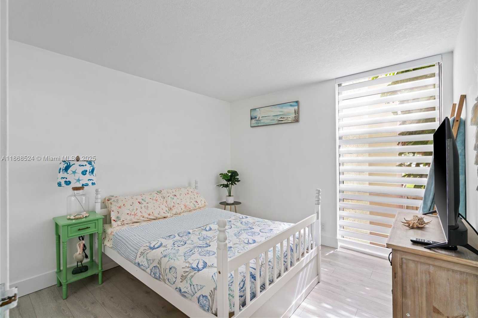 Small Image of 16909 NORTH BAY RD #221, Sunny Isles Beach Number 42