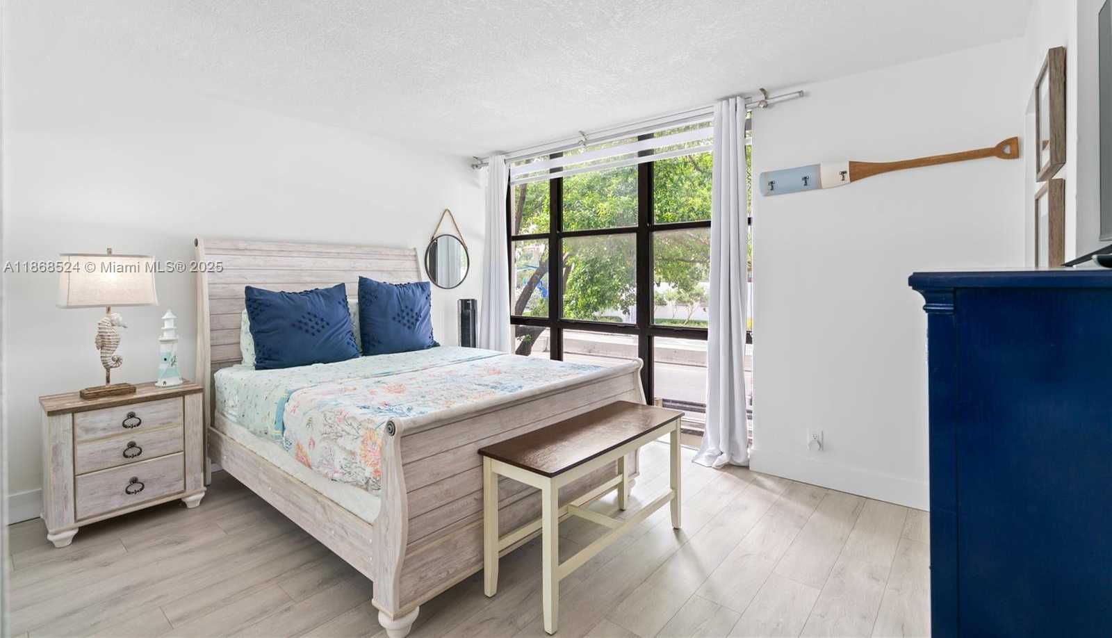 Small Image of 16909 NORTH BAY RD #221, Sunny Isles Beach Number 46