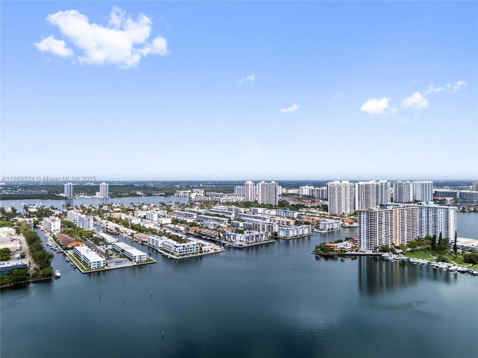 Small Image of 16909 NORTH BAY RD #221, Sunny Isles Beach Number 5