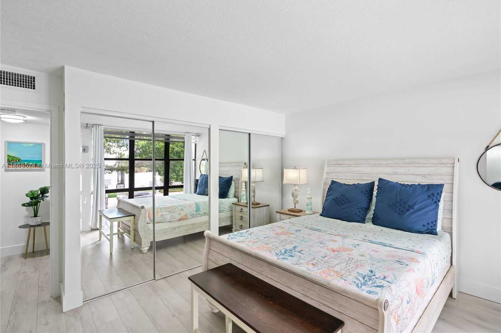 Small Image of 16909 NORTH BAY RD #221, Sunny Isles Beach Number 51