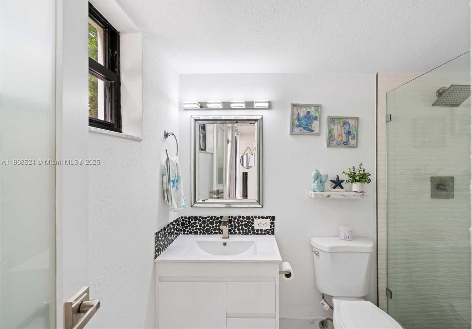 Small Image of 16909 NORTH BAY RD #221, Sunny Isles Beach Number 53