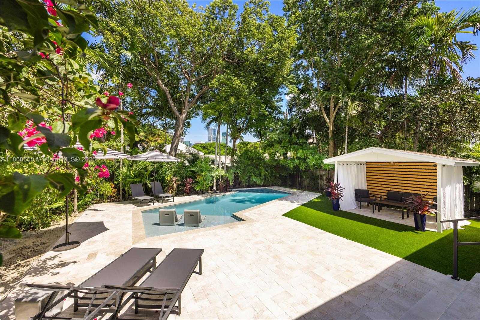 Small Image of 141 SOUTH WEST 23RD RD, Miami Number 2