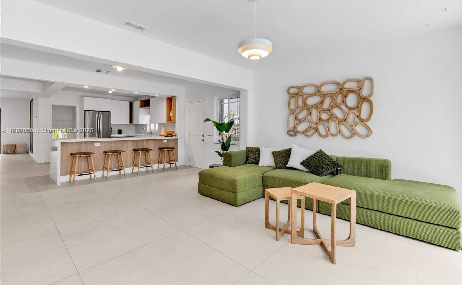 Small Image of 141 SOUTH WEST 23RD RD, Miami Number 5