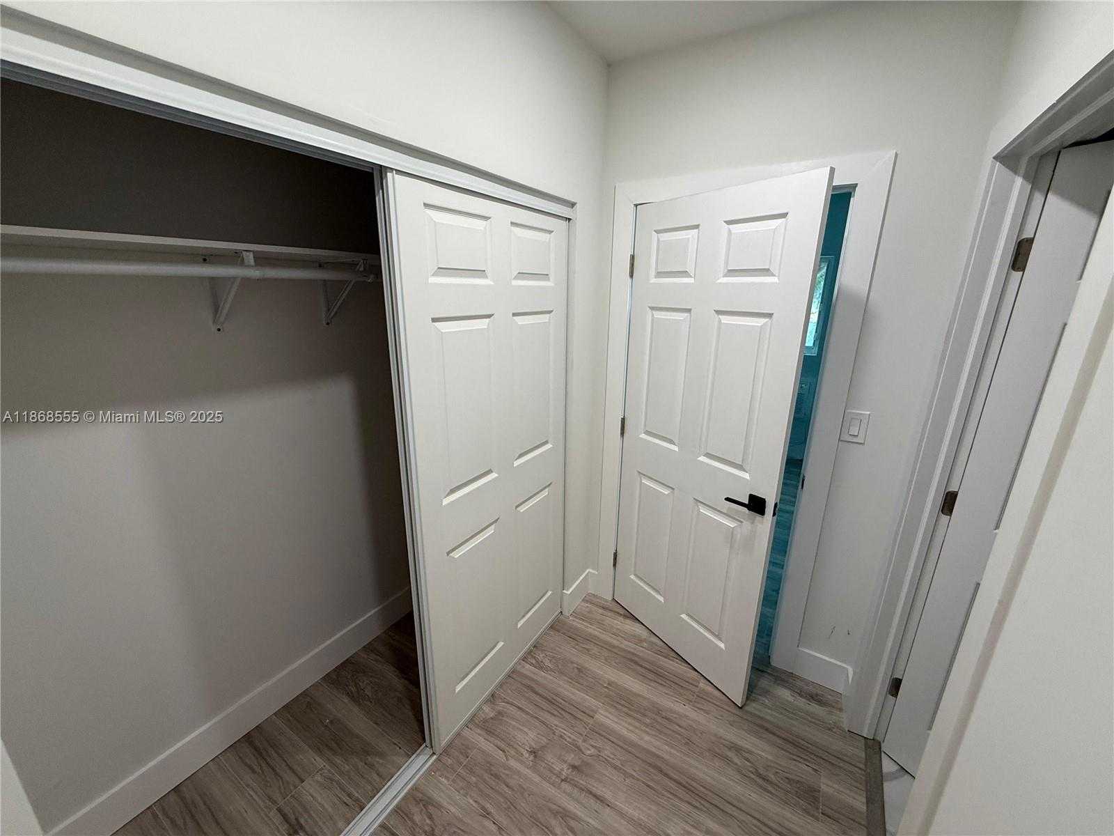 Small Image of 935 JEFFERSON AVE #10, Miami Beach Number 5