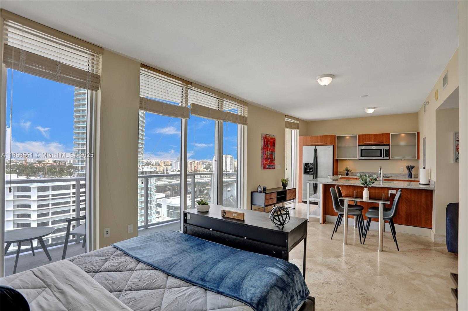 Small Image of 185 SOUTH WEST 7TH ST #1600, Miami Number 15