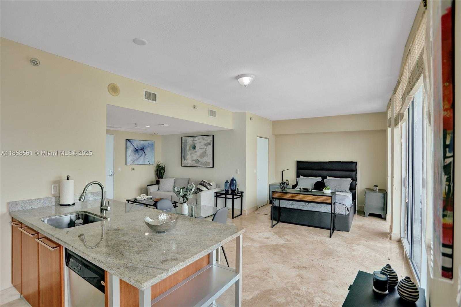 Small Image of 185 SOUTH WEST 7TH ST #1600, Miami Number 22