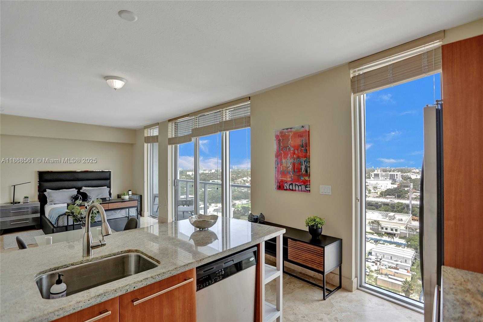 Small Image of 185 SOUTH WEST 7TH ST #1600, Miami Number 23