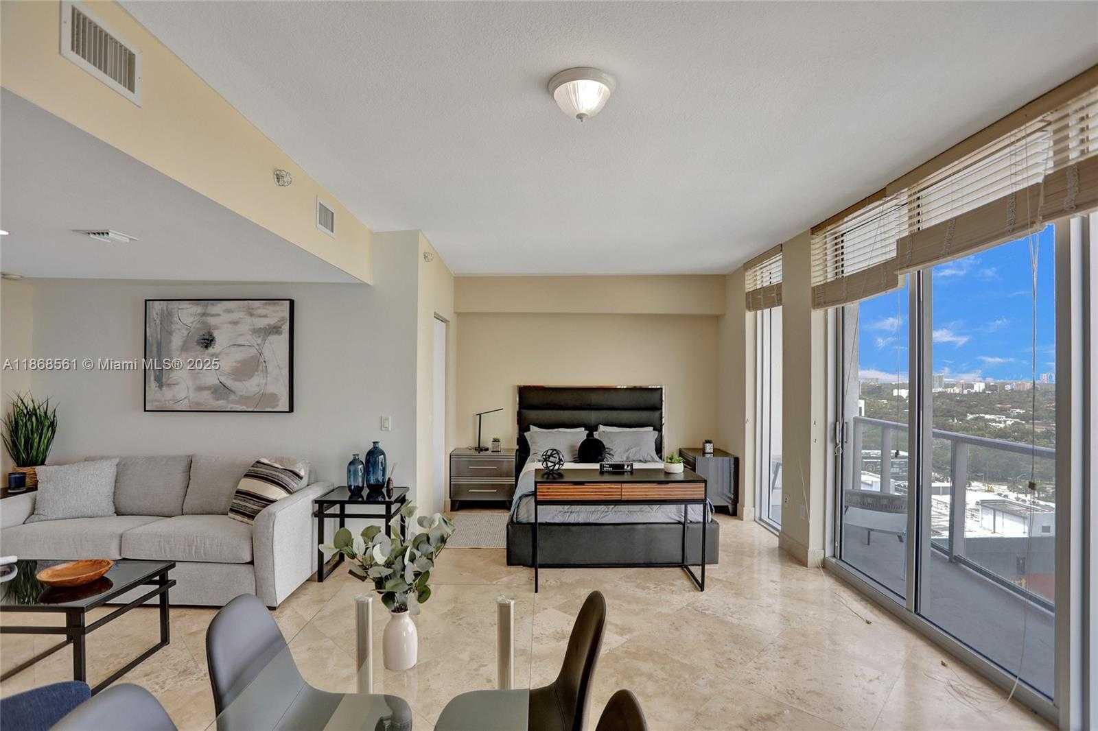 Small Image of 185 SOUTH WEST 7TH ST #1600, Miami Number 25