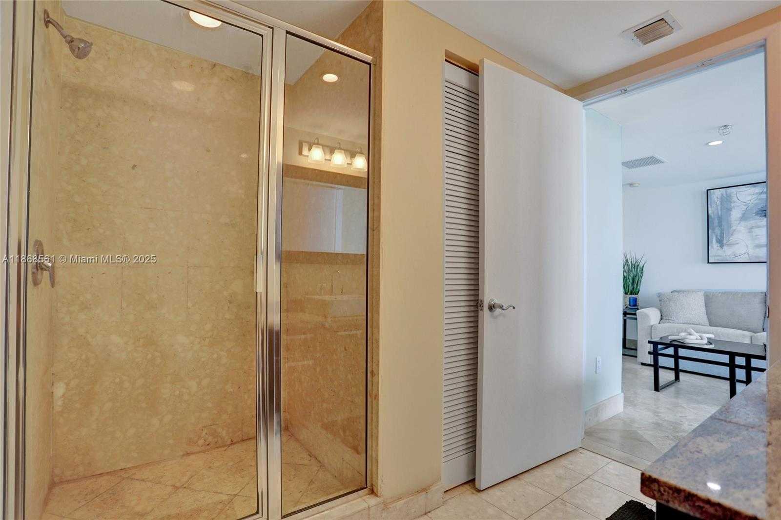 Small Image of 185 SOUTH WEST 7TH ST #1600, Miami Number 27