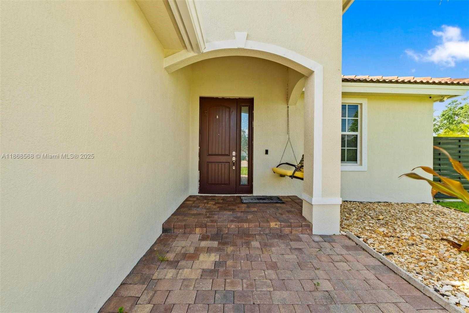 Small Image of 12750 SOUTH WEST 225TH ST, Miami Number 17