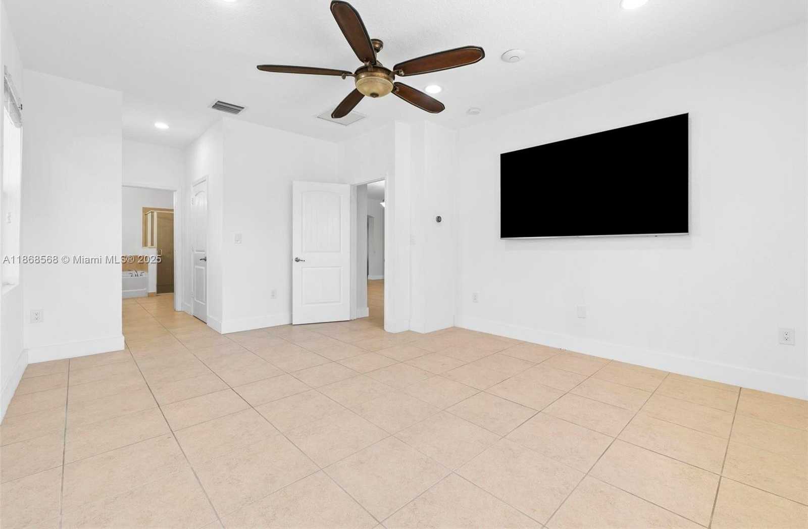 Small Image of 12750 SOUTH WEST 225TH ST, Miami Number 33
