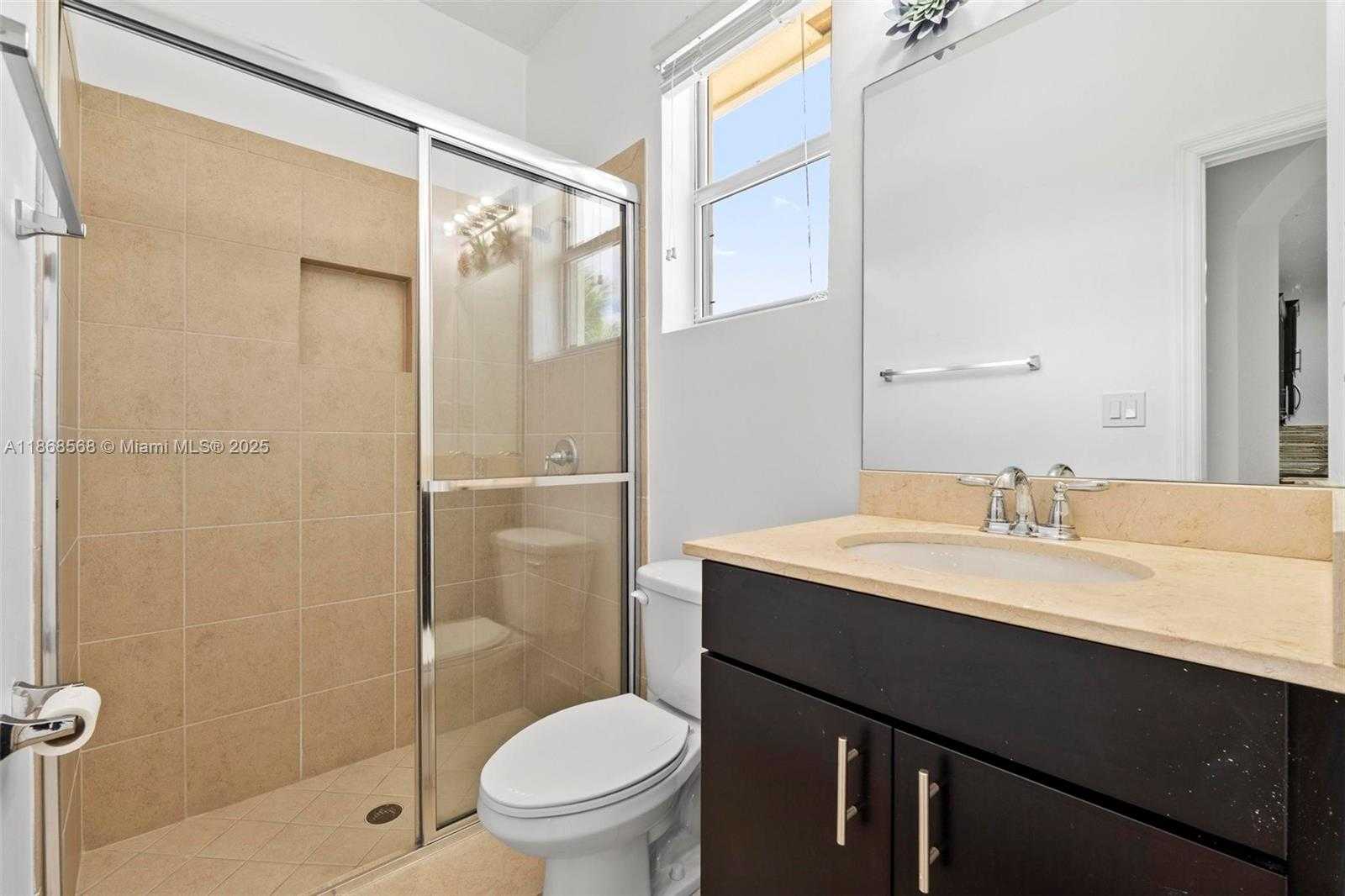 Small Image of 12750 SOUTH WEST 225TH ST, Miami Number 38