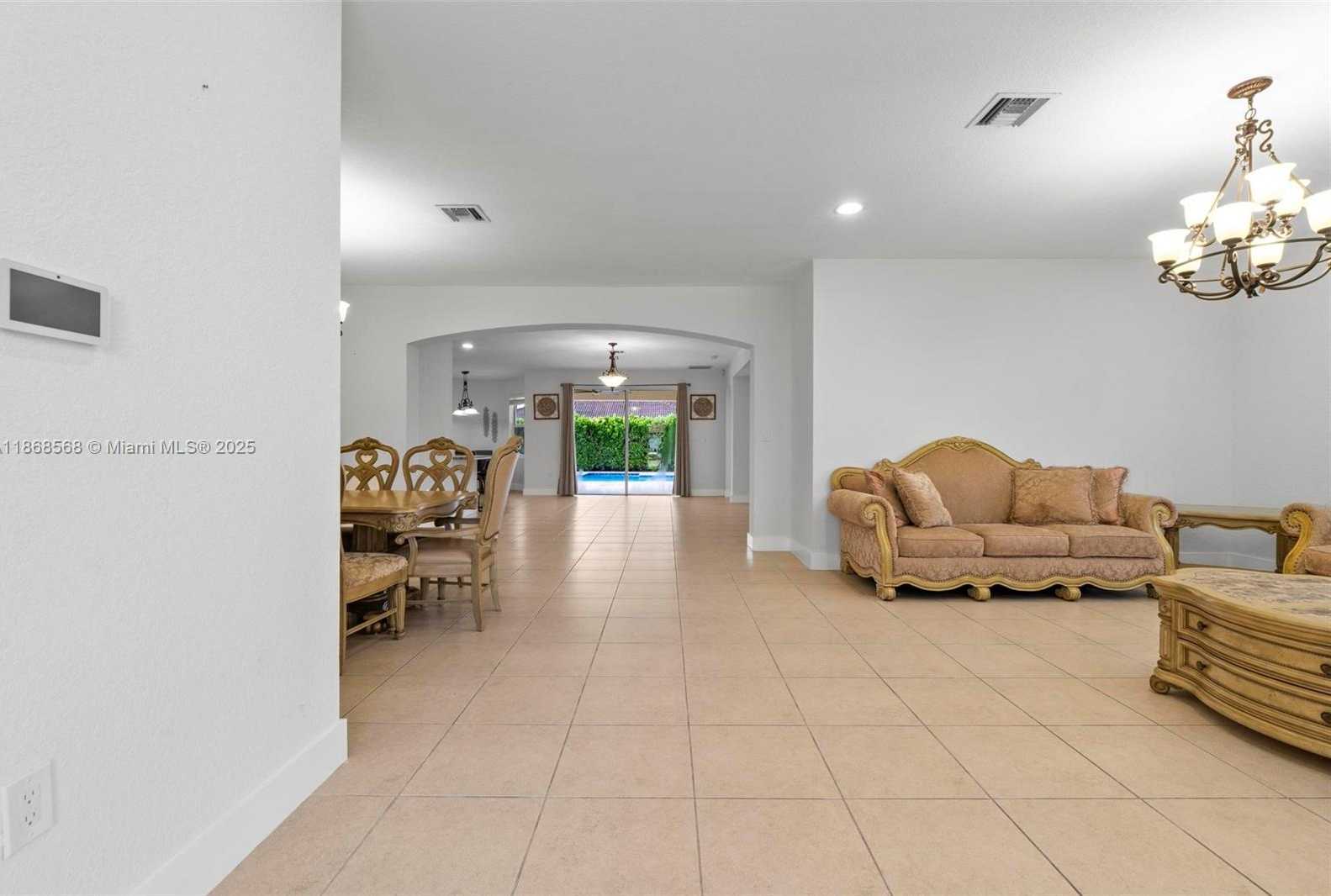 Small Image of 12750 SOUTH WEST 225TH ST, Miami Number 43
